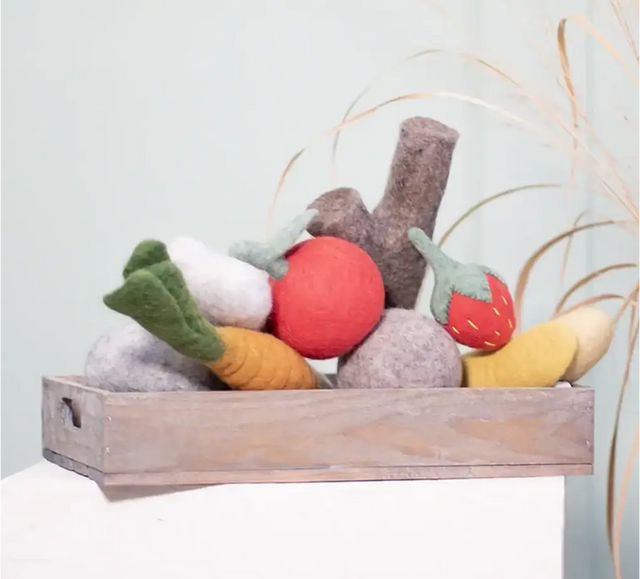 Natürliches Hundespielzeug aus Wolle online kaufen bei BUDDY Hundezubehör Natürliches Hundespielzeug aus Wolle online kaufen bei BUDDY Hundezubehör