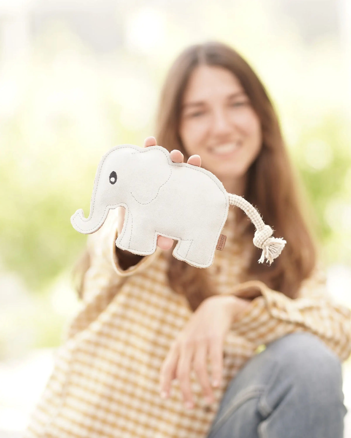 BUDDY. Hundespielzeug aus Leder "Elefant" - natürliches Hundespielzeug bei BUDDY. Hundezubehör online kaufen