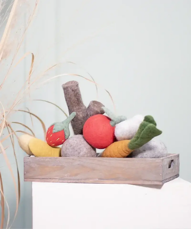 BUDDY. Hundespielzeug aus Schafwolle