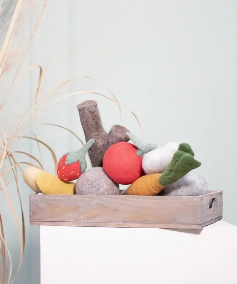 BUDDY. Hundespielzeug aus Schafwolle