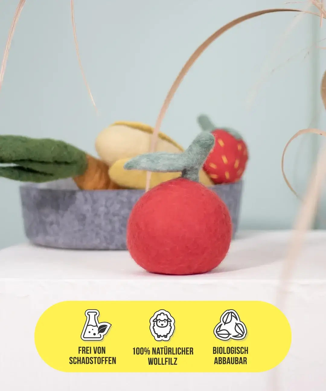 BUDDY. Hundespielzeug aus Wollfilz "Apfel" - natürliches Hundespielzeug bei BUDDY. Hundezubehör online kaufen