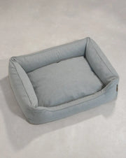 BUDDY. Hundebett mit Rand - grau/blau - aus recycelten Materialien - natürliches Hundebetten bei BUDDY. Hundezubehör online kaufen