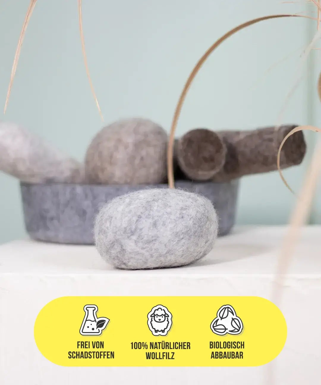 BUDDY. Hundespielzeug aus Wollfilz "Kieselstein" - natürliches Hundespielzeug bei BUDDY. Hundezubehör online kaufen